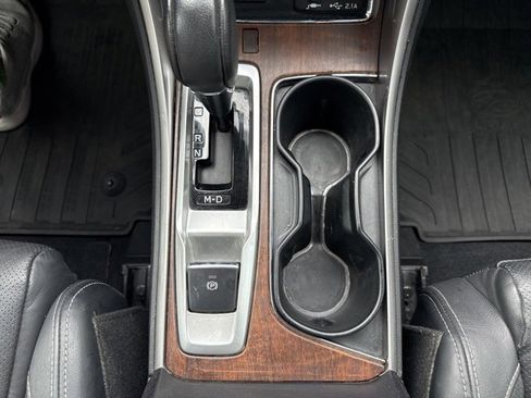 Used 2021 Subaru Ascent Touring w/ Popular Package #2A image 28