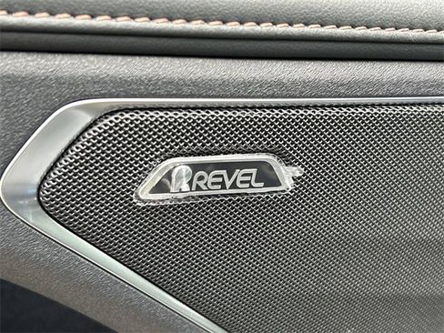 New 2025 Lincoln Nautilus Premier w/ Equipment Group 102A image 24