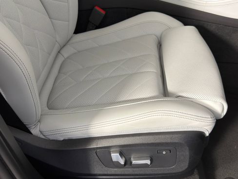 Certified 2023 BMW X5 sDrive40i w/ M Sport Package image 31