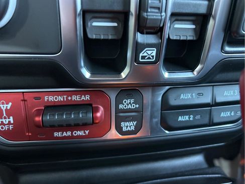 New 2026 Jeep Wrangler Unlimited Rubicon w/ Safety Group AWD/4WD image 22
