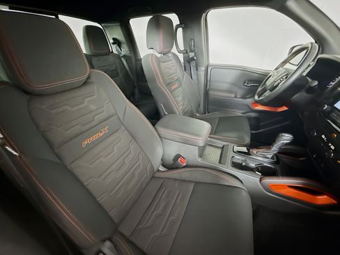 Used 2024 Nissan Frontier Pro-X w/ Technology Package image 34