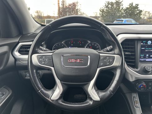 Used 2019 GMC Acadia SLT w/ Black Edition image 14