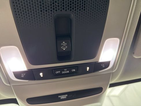 New 2026 Honda HR-V EX-L image 19