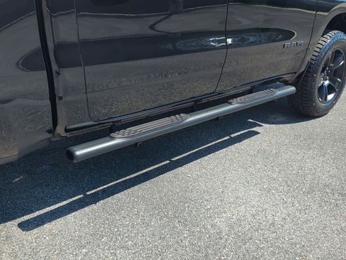 Used 2023 RAM 1500 Big Horn AWD/4WD image 8