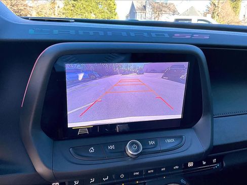 Used 2019 Chevrolet Camaro SS image 20