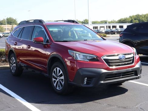 Used 2021 Subaru Outback Premium w/ Popular Package #1 AWD/4WD image 3