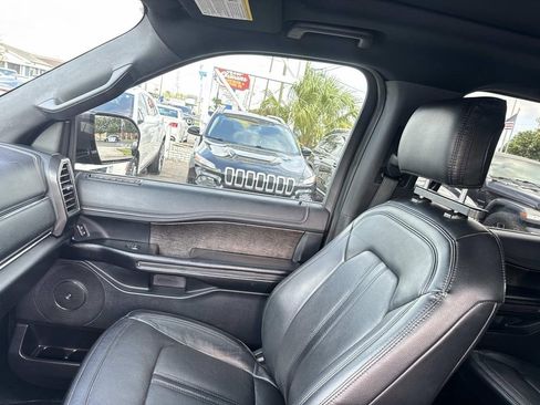 Used 2020 Ford Expedition Limited w/ Texas Edition Package RWD image 18