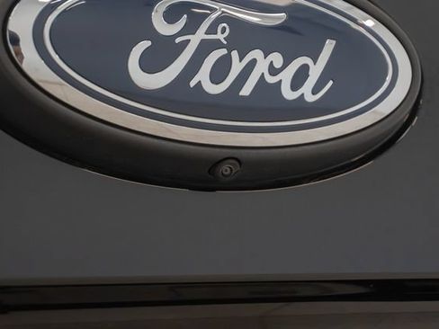 Used 2025 Ford Ranger XLT w/ Equipment Group 301A High AWD/4WD image 11