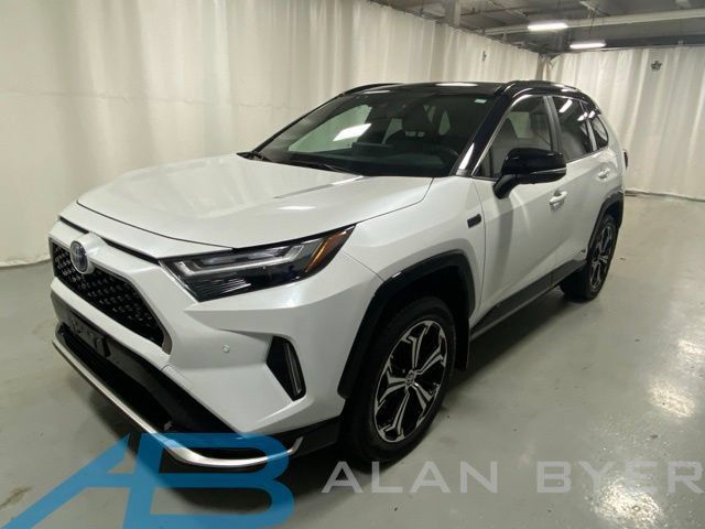 Used 2024 Toyota RAV4 XSE w/ Premium Package AWD/4WD image 1