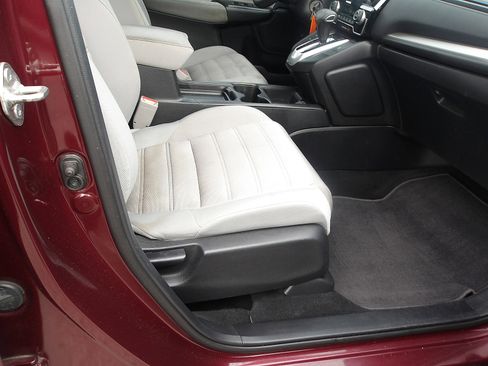 Used 2019 Honda CR-V LX image 11