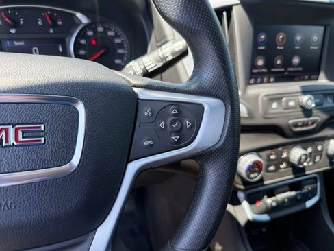 Certified 2024 GMC Terrain SLE w/ Driver Convenience Package FWD image 16