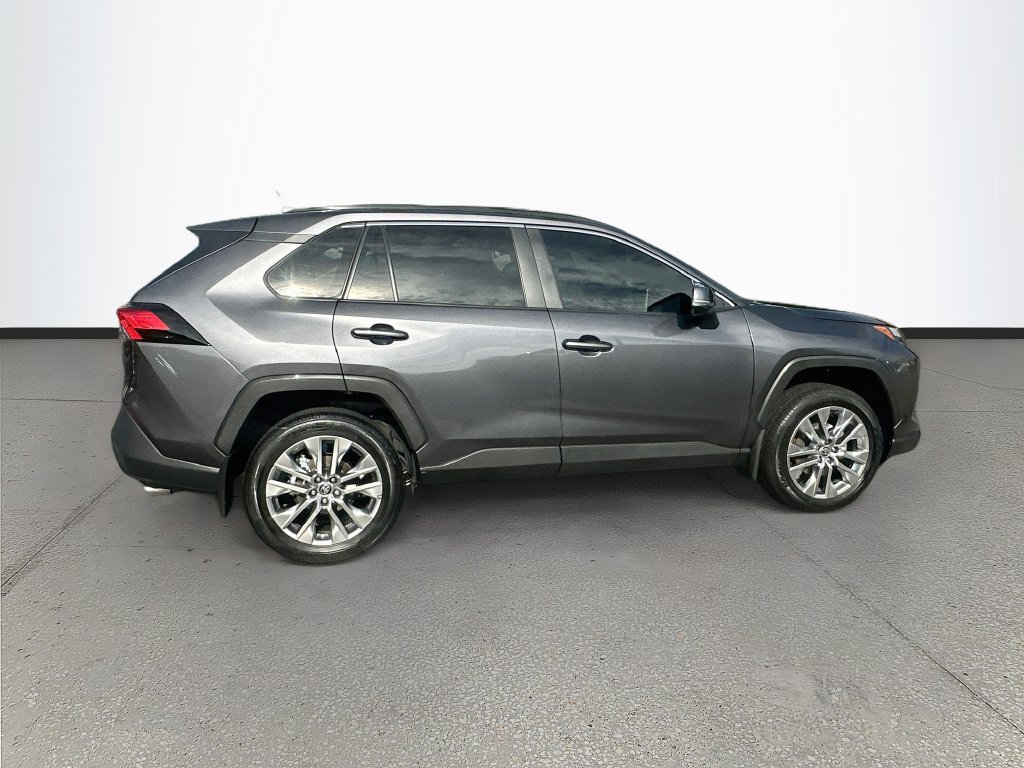 Used 2024 Toyota RAV4 XLE Premium FWD image 8