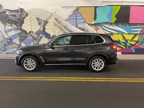 Used 2020 BMW X5 sDrive40i image 2