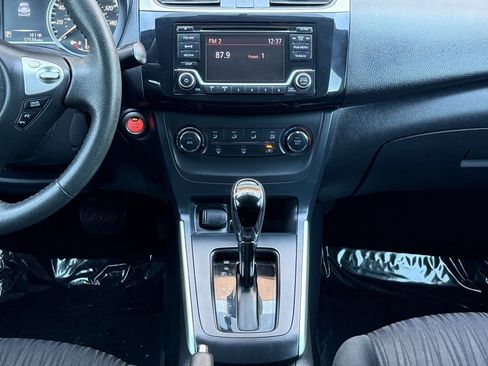 Used 2017 Nissan Sentra SV w/ Style Package image 28