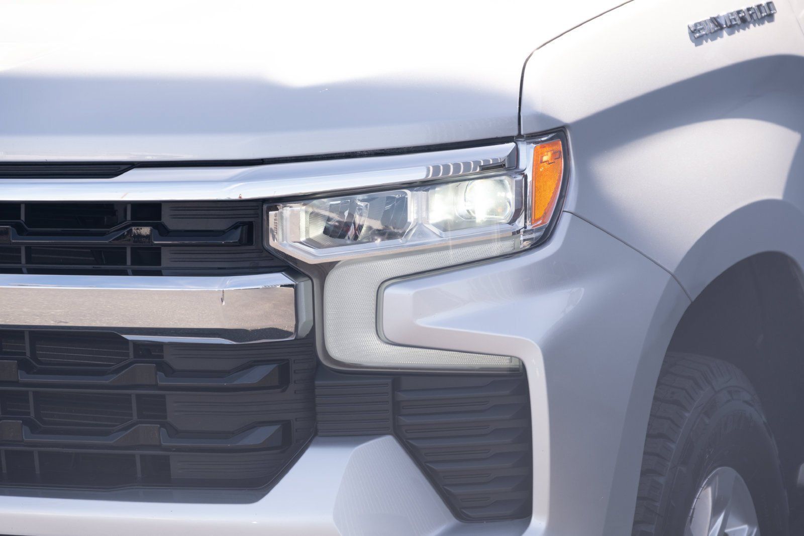 Used 2022 Chevrolet Silverado 1500 LT w/ Work Truck Package AWD/4WD image 19