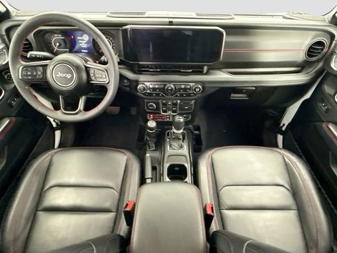 Used 2024 Jeep Wrangler Unlimited Rubicon image 13