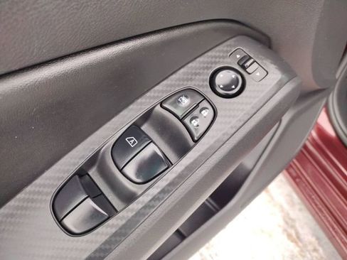 Used 2024 Nissan Altima 2.5 SV image 23