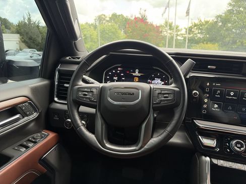 Used 2024 GMC Sierra 2500 Denali Ultimate w/ Max Trailering Package AWD/4WD image 21