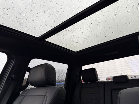 Used 2025 Toyota Tundra Limited image 25