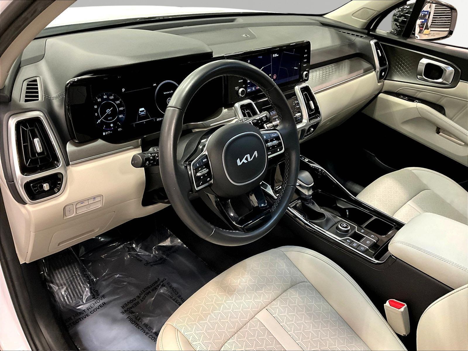 Used 2023 Kia Sorento SX FWD image 17