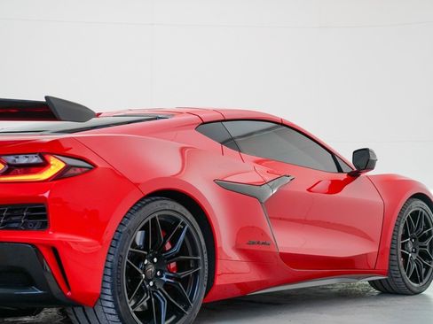 Used 2024 Chevrolet Corvette Z06 image 55