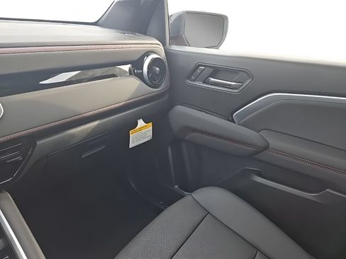 New 2026 Chevrolet Colorado Z71 w/ Technology Package AWD/4WD image 19
