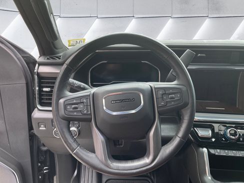 Used 2024 GMC Sierra 2500 Denali Ultimate AWD/4WD image 13