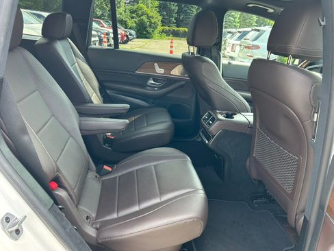 Used 2022 Mercedes-Benz GLS 450 4MATIC image 22