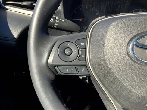 Used 2023 Toyota Corolla Cross LE image 18