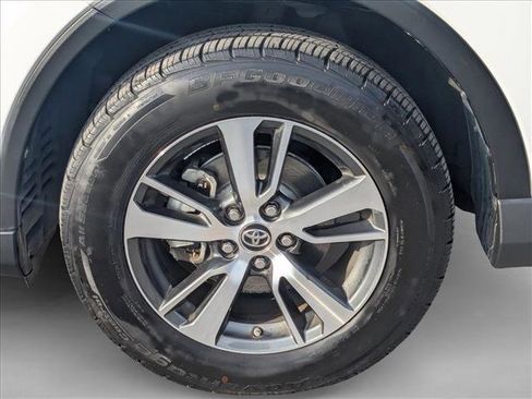 Used 2017 Toyota RAV4 XLE image 22