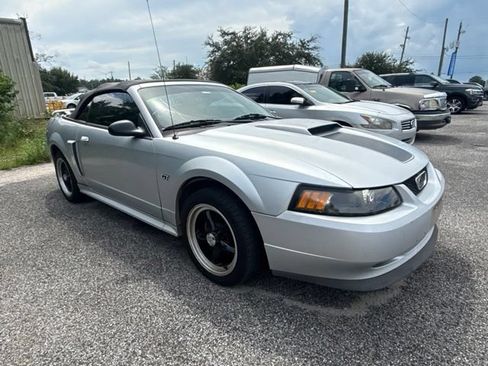 Used 2001 Ford Mustang GT RWD image 2