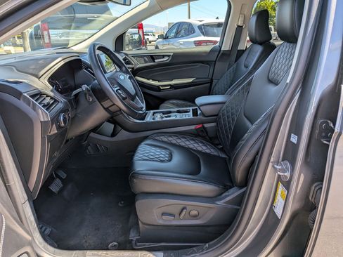 Certified 2024 Ford Edge Titanium AWD/4WD image 27