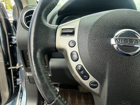 Used 2013 Nissan Rogue SL FWD image 17