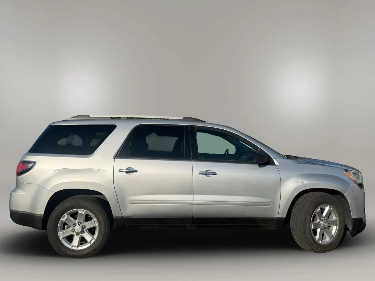 Used 2014 GMC Acadia SLE AWD/4WD image 4