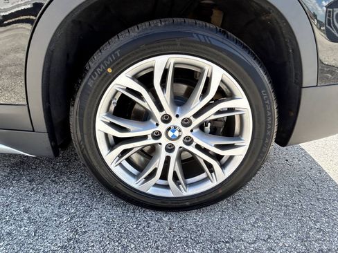 Used 2017 BMW X1 xDrive28i AWD/4WD image 24