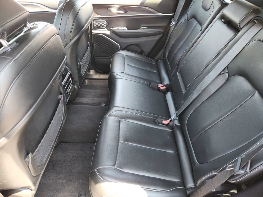 Used 2024 Jeep Grand Cherokee Limited 4xe AWD/4WD image 27