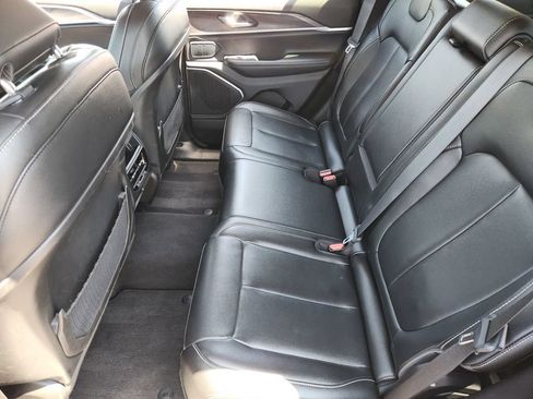Used 2024 Jeep Grand Cherokee Limited 4xe AWD/4WD image 27