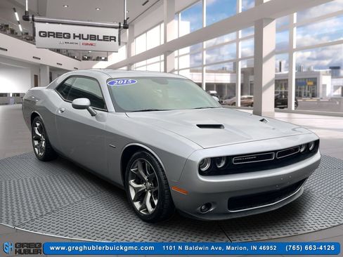 Used 2015 Dodge Challenger R/T w/ Quick Order Package 28B R/T image 3