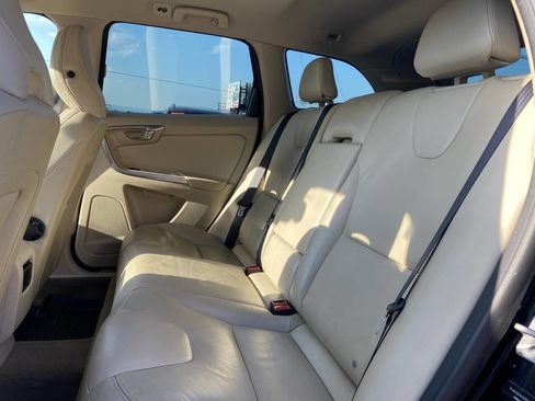 Used 2014 Volvo XC60 T6 AWD/4WD image 15