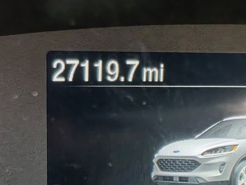 Certified 2022 Ford Escape SEL image 18