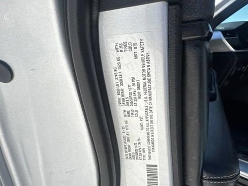 Used 2023 Jeep Grand Cherokee Altitude AWD/4WD image 28