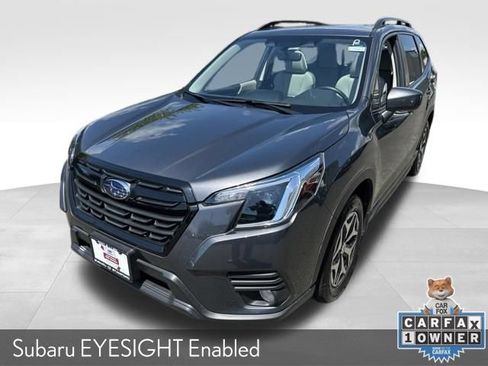 Certified 2023 Subaru Forester Premium AWD/4WD image 4