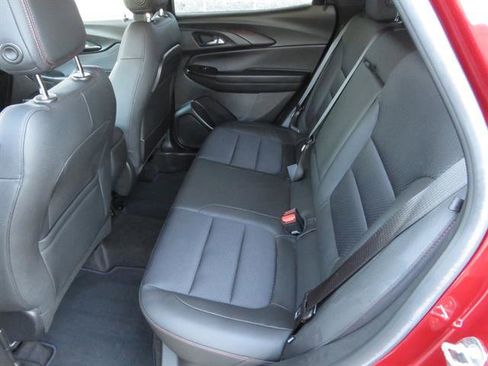 Used 2022 Chevrolet TrailBlazer RS w/ Technology Package image 18