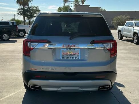 Used 2023 GMC Acadia SLE FWD image 23