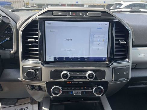 Used 2022 Ford F250 Lariat w/ Black Appearance Package AWD/4WD image 13