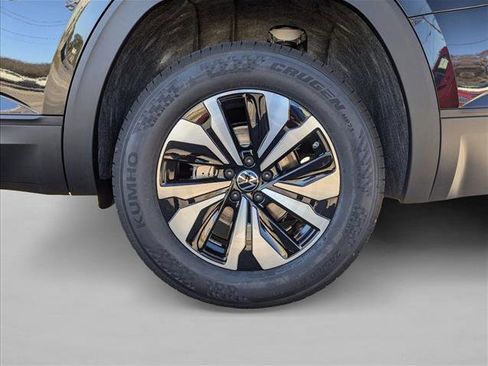 New 2026 Volkswagen Atlas SE image 9