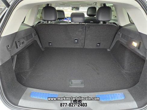 New 2026 Lincoln Nautilus Reserve image 11