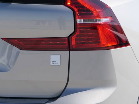 Used 2024 Volvo XC60 T8 Polestar image 4