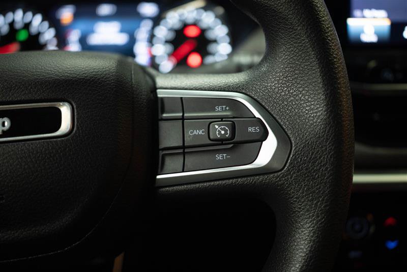 Used 2023 Jeep Compass Sport AWD/4WD image 24