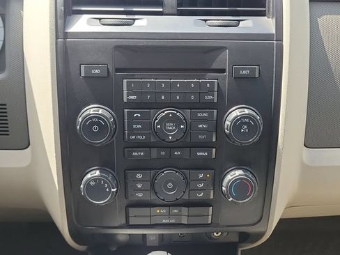 Used 2011 Ford Escape XLS w/ 101A Rapid Spec Order Code AWD/4WD image 28
